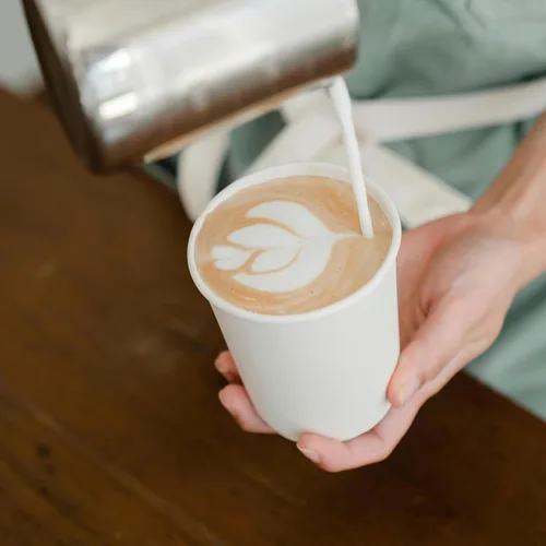 Vista 7 de TashiBox Vasos de papel para bebidas calientes blancas de 12 onzas, 120 unidades, tazas de café de papel desechables
