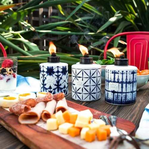 Vista 5 de TIKI Antorchas de mesa de vidrio con teñido anudado, paquete de 3, antorchas decorativas de TIKI para exteriores, para patio, patio trasero