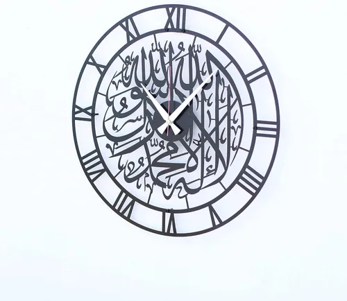Vista 4 de iwa concept Primer reloj silencioso islámico de metal Kalima Decoraciones de pared de Ramadán islámico Regalo moderno de inauguración de la casa