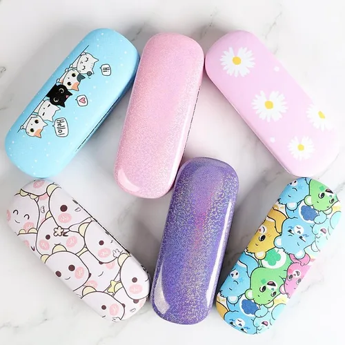 Vista 7 de Cute Stylish Hard Shell Eyeglasses Cases Protective Case Storage Box With Glasses Cloth Eyeglass Strap for Girl Teen