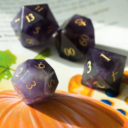 Vista 7 de UDIXI Juego de dados de piedras preciosas de amatista, dados DND de piedra de cristal D&D con estuche de regalo para juegos de rol y juegos de mesa