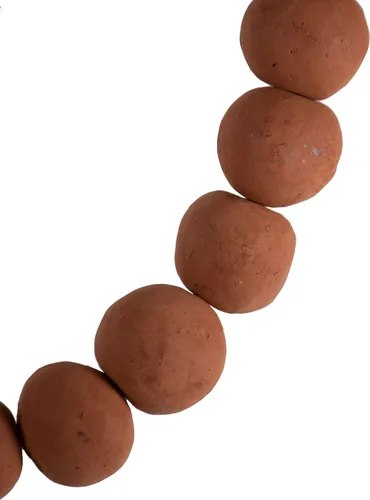 Vista 3 de Foreside Home and Garden Guirnalda decorativa hecha a mano con cuentas de terracota - Foreside Home & Garden