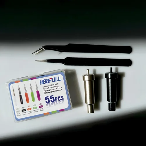 Vista 2 de HOOFULL 55 cuchillas de trazador de repuesto compatibles con máquinas Cricut para Explore Air/Maker 1, 2, 3, incluye 2 carcasas, 2 pinzas, punta