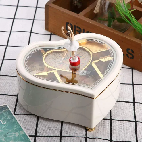 Vista 4 de HERCHR Caja de música Bailarina Musical Joyero de Corazón Musical Joyero para Hija Novia en Cumpleaños Navidad San Valentín Niñas Caja de música