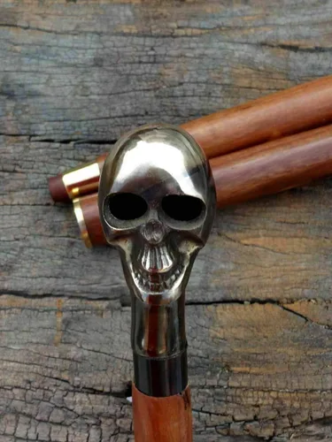 Vista 4 de Bastón de madera con calavera de latón antiguo, con mango de calavera de latón, bastón de madera para unisex y artículo de regalo en 3 pliegues