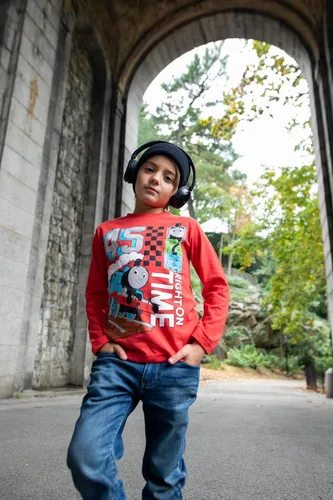 Vista 3 de THOMAS & FRIENDS Tank Engine - Paquete de 2 camisetas para niños pequeños y grandes