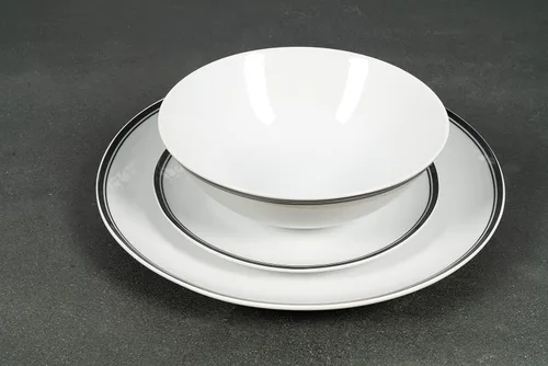 Vista 7 de 10 Strawberry Street Café Stripe Coupe - Vajilla de 16 piezas, color negro