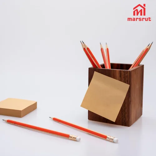 Vista 5 de Portalápices de madera para escritorio, bolígrafo de madera de nogal negro, organizador cuadrado natural, soporte simple para lápices, brochas