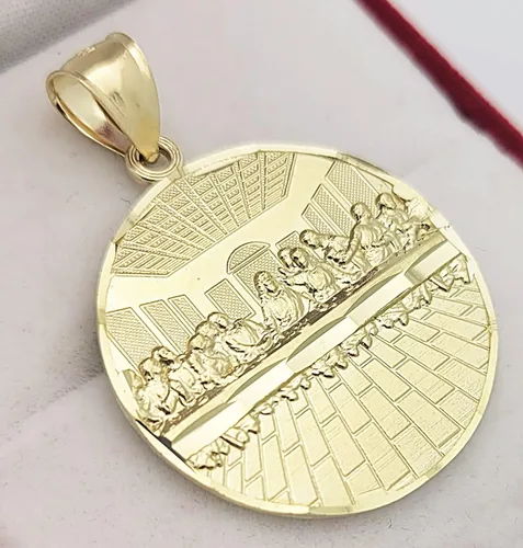 Vista 2 de AMZ Jewelry Medallón de la última cena de oro amarillo de 10 quilates, Oro