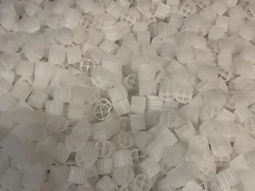 Vista 2 de K1 Bio Filter Media Moving Bed Biofilm Reactor (MBBR) para acuaponía, acuicultura, hidroponía - estanques - acuarios por Wholesale Koi Farm, 1 pie
