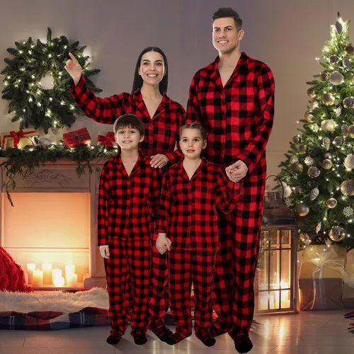 Vista 5 de Liitrsh Conjunto de pijamas de Navidad familiares con calcetines a juego, pijamas de Navidad a cuadros para vacaciones familiares