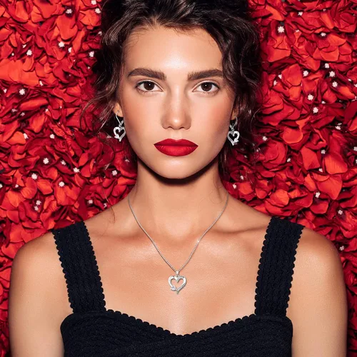 Vista 3 de YL Collar con colgante de corazón de plata de ley 925 con diseño de corazón y corazón para mujer