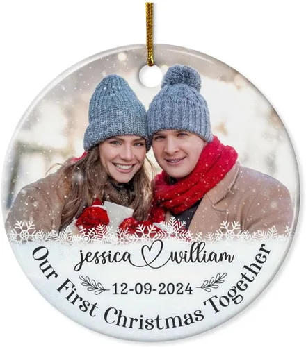Vista 10 de Adorno personalizado de primera Navidad juntos para parejas, adornos acrílicos navideños, regalos de recuerdo para parejas, novio, novia