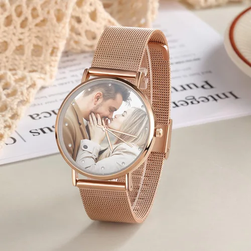 Vista 6 de Zeekisfia Relojes personalizados para mujeres y hombres, relojes de pulsera de acero inoxidable con foto personalizada, reloj con nombre, regalo