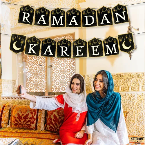 Vista 4 de KatchOn, Ramadan Kareem Banner - 10 pies, negro y dorado, cartulina, rectangular