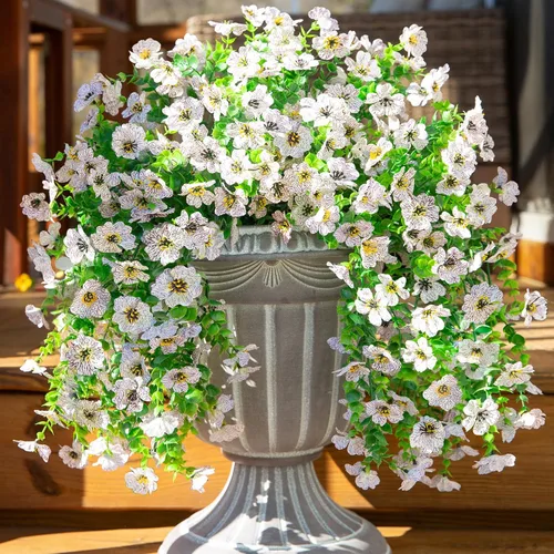 Vista 20 de Flores artificiales colgantes de imitación para decoración exterior de otoño, 2 piezas de violetas de seda falsas con eucalipto, resistentes a
