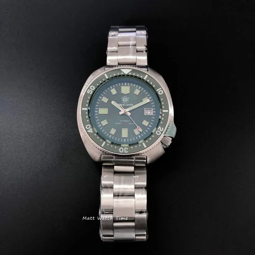 Vista 3 de Steeldive SD1970 Reloj de buceo, 6105 Turtle Captain Willard, NH35, Zafiro, Verde, Buceador, BNIB, Buceador, reloj de buceo