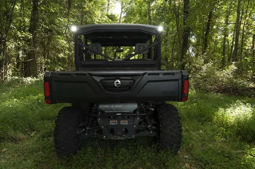 Vista 6 de Kit LED trasero de 2" Serie Negra de Rough Country para Can-Am Defender 16-22 - 71011