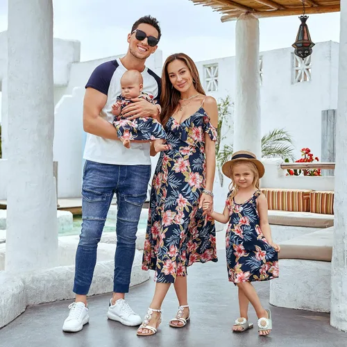 Vista 3 de Mumetaz Trajes familiares a juego para mamá y yo, vestidos con estampado floral, hombros descubiertos, cuello en V, volantes, ropa sin espalda