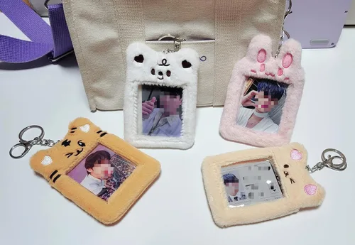 Vista 5 de Soporte para tarjeta fotográfica de felpa con forma de animal para Kpop Idol, identificación con foto, tarjeta de estudiante, tarjeta, tarjeta