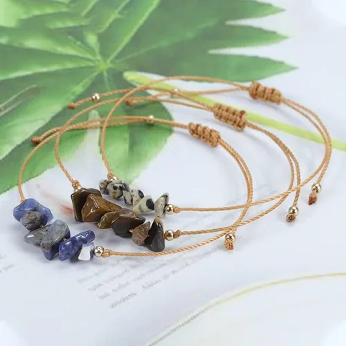 Vista 4 de Pingyongchang 9 pulseras de cristal trenzado de cuerda bohemia para mujeres y niñas, coloridas hechas a mano, pulseras de amistad de cristal