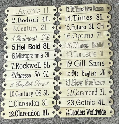 Vista 4 de Leaders - Cabestro de cuero de 3/4 pulgadas para caballos con placa de nombre grabada personalizada, cuero marrón con herrajes de latón macizo