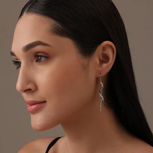 Vista 2 de Charmsy - Aretes colgantes de plata de ley 925 con nudo infinito para mujer