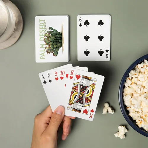 Vista 2 de Lantern Press Palm Desert, California, cactus tuna (52 cartas de juego, baraja de cartas de tamaño póquer con comodines)