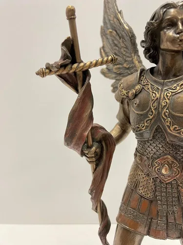 Vista 4 de Figura de Arcángel de 13 pulgadas - San Gabriel con cuerno de bronce fundido en frío