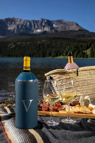 Vista 4 de Enfriador de botellas de vino y champán de Vinglacé personalizado, un regalo personalizado único para los amantes del vino (azul marino)