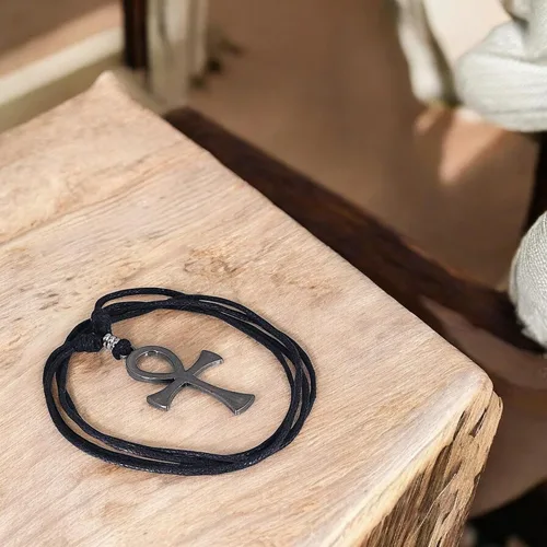 Vista 5 de BlueRica Collar de cordón ajustable con cruz de la vida Ankh