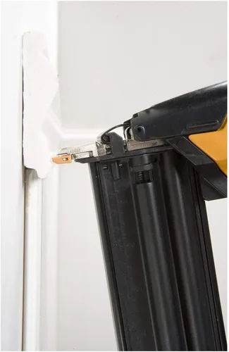 Vista 5 de Bostitch Pistola de clavos de Bostitch, Nailer Brad, Punto inteligente, 18GA (BTFP12233)