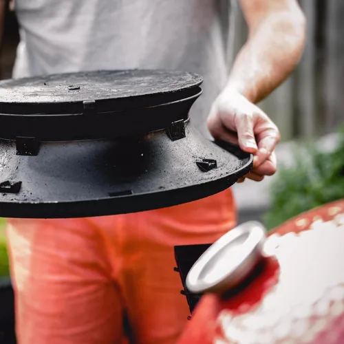 Vista 3 de Kamado Joe SlōRoller - Cámara de humo hiperbólica con inserto de accesorio de rejilla de acero inoxidable para parrilla de carbón y ahumadores Big