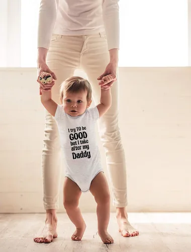 Vista 7 de Crazy Bros Tee's Traje de bebé con texto en inglés "I Try To Be Good, Take After My Daddy", ropa para recién nacido, unisex