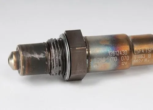 Vista 2 de GM Genuine Parts 213-4553 (12612430) Sensor de oxígeno calentado
