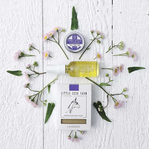 Vista 4 de Little Seed Farm Aceite corporal esencial, lavanda, 4.0 onzas
