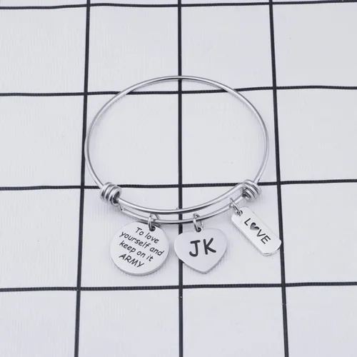 Vista 3 de LACAKU - Pulsera para niño Kpop BTS Bangtan dijes con textos en inglés amarte a ti mismo ARMY regalo de joyería para niños acero inoxidable JK BR