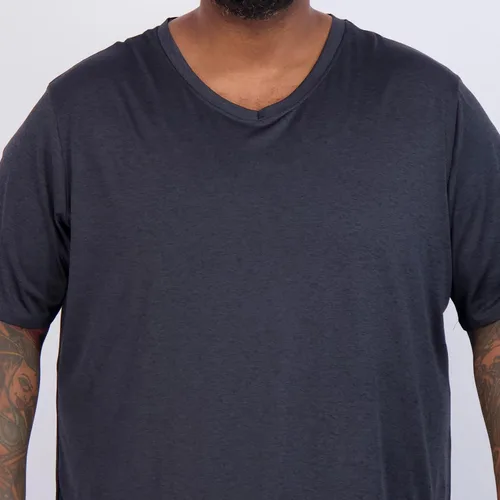 Vista 3 de Real Essentials Paquete de 3 camiseta elástica de manga corta con cuello en V para hombre grande y alto (3X alto-5X alto)