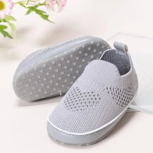 Vista 2 de Clowora Unsex - Zapatos de lona para niños y niñas para recién nacidos antideslizantes suela suave para cuna zapatos casuales para bebés de 3 a 18