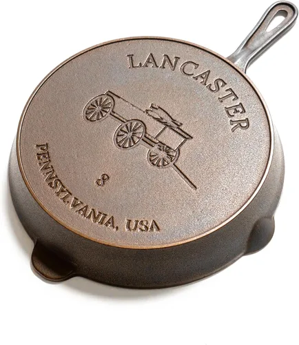 Vista 2 de Lancaster Cast Iron Sartén ligera de hierro fundido, sartén pre-sazonada de 10.5 pulgadas, fabricada en Estados Unidos