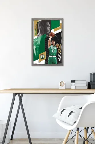 Vista 6 de Trends International NBA Boston Celtics - Póster de pared de Jayson Tatum 19, 14.725 x 22.375 pulgadas, versión enmarcada de madera de granero