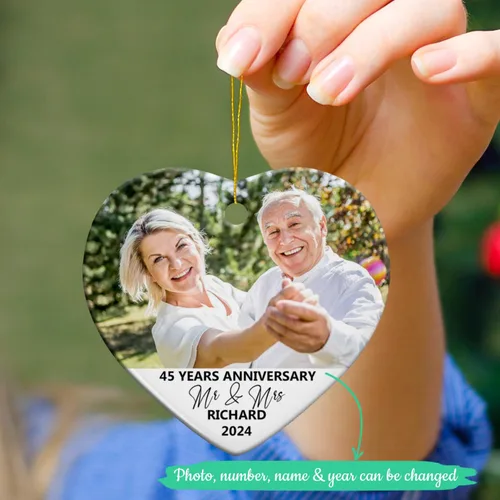 Vista 2 de Adorno de Navidad con foto personalizada 2025 para la familia, aniversario como el señor y la señora abuelos, carga cualquier imagen, cualquier foto
