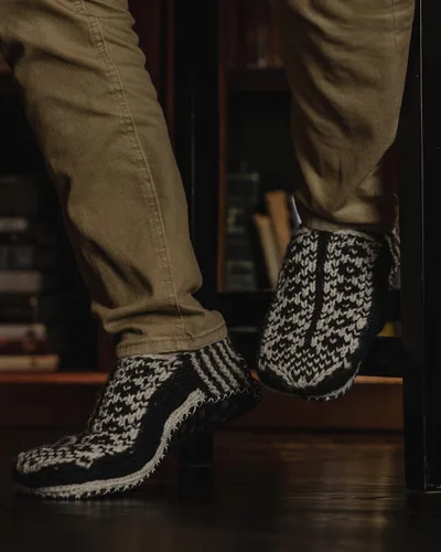 Vista 6 de Tibetan Socks Pantuflas tipo botín con forro polar de lana tejida a mano