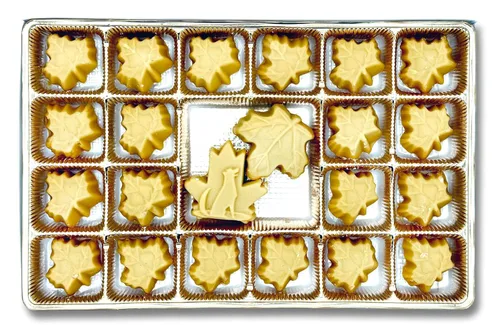 Vista 3 de Nova Maple Candy - Caramelo de hoja de azúcar con jarabe de arce puro (8 onzas)