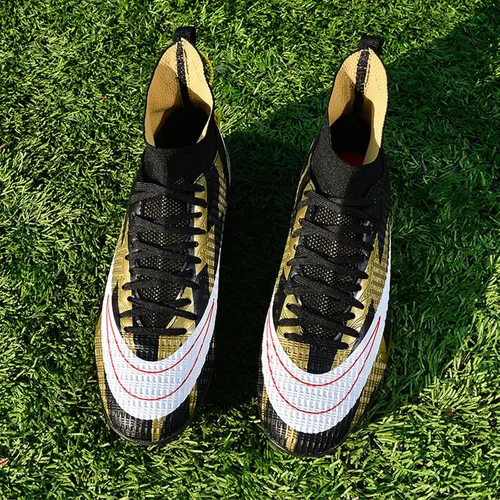 Vista 4 de Zquaus Botas de fútbol para hombre, zapatos de fútbol, zapatos de punta, zapatillas de deporte cómodas para adultos, atlético, al aire