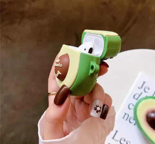 Vista 4 de Linda funda para Airpods, divertida y creativa 3D con forma de frutas y verduras con soporte de hebilla de anillo, funda de silicona suave a prueba