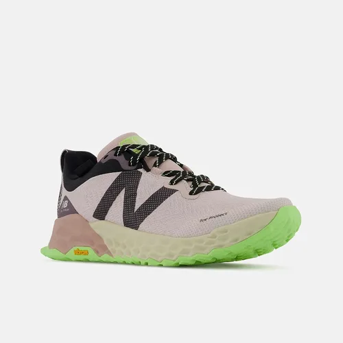 Vista 2 de New Balance Women's Trail Hierro Shoe