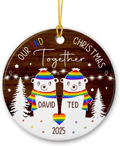 Vista 11 de All for Love - Adorno de cerámica LGBT arcoíris para Navidad 2025, adorno de Navidad personalizado para parejas, orgullo gay/lesbiano, adorno