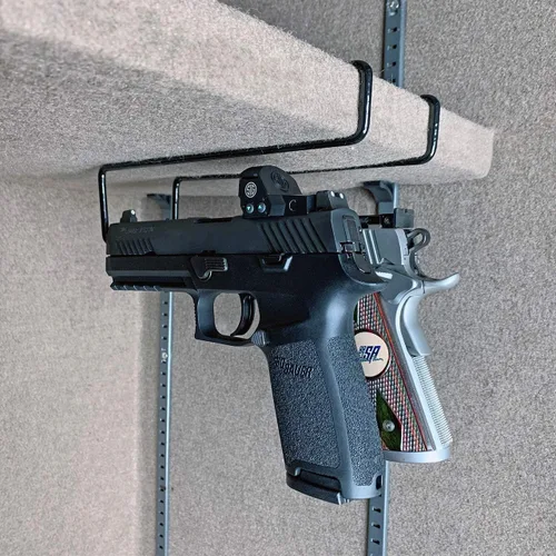 Vista 4 de Gun Storage Solutions Soportes y soportes para estanterías, organiza tu caja fuerte y exhibiciones. Funciona para pistolas y pistolas. 22 Cal y más