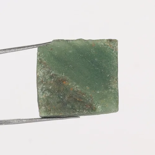 Vista 2 de Piedra de cristal curativa de jade verde africano áspero natural 57.10 Ct